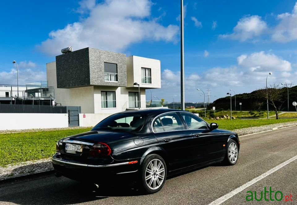 2007' Jaguar S-Type photo #4