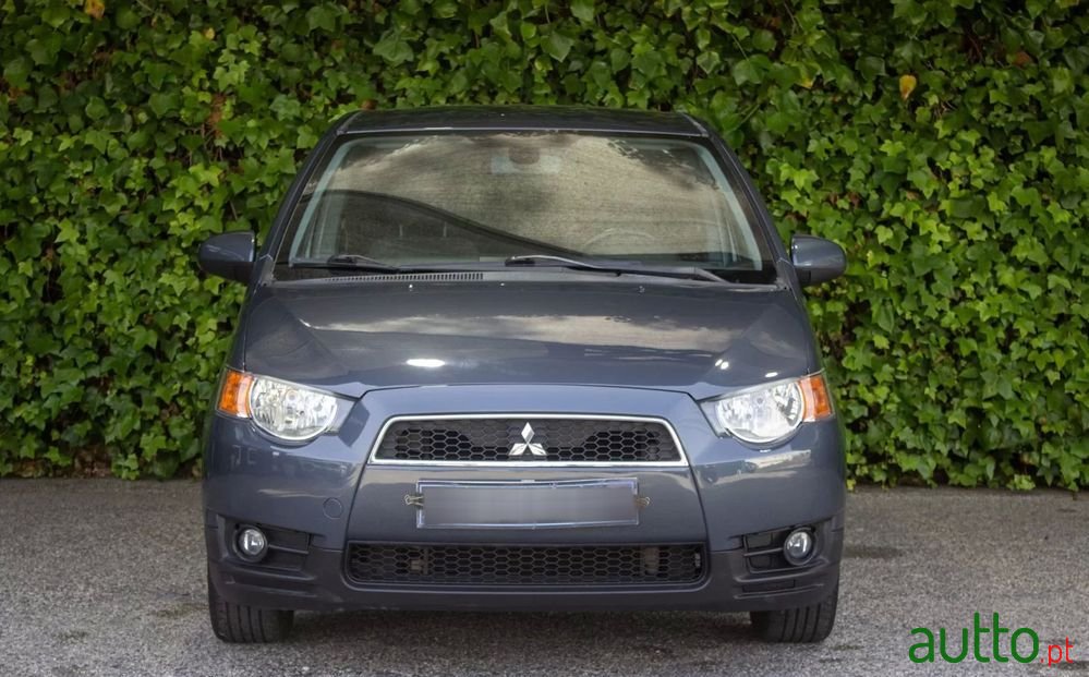 2013' Mitsubishi Colt 1.3 Intense Ca photo #2