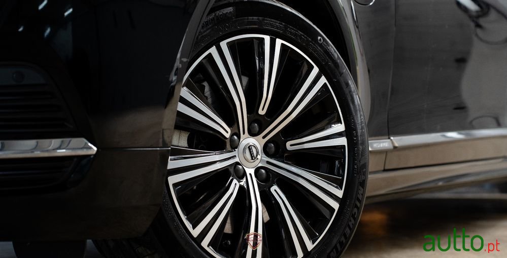 2022' Volvo V90 photo #2
