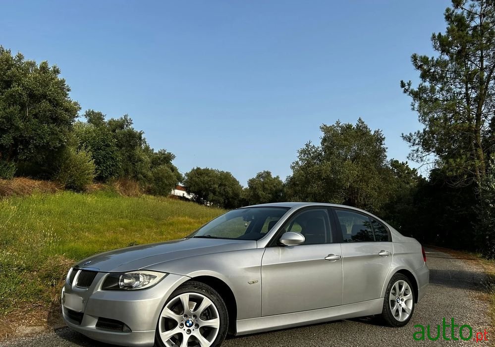 2008' BMW 320 D Dynamic photo #1