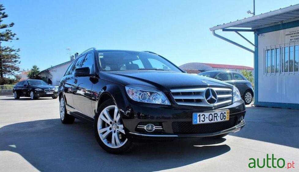 2010' Mercedes-Benz C-220 photo #1