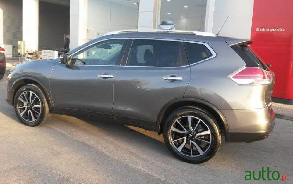 2016' Nissan X-Trail 1.6 dCi 130 cv Tekna photo #2