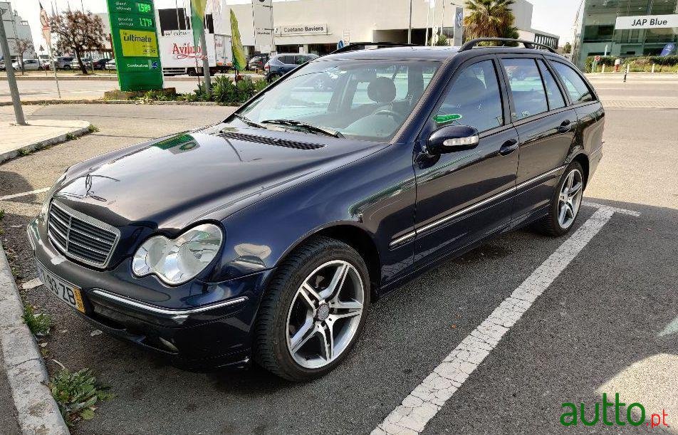 2001' Mercedes-Benz C-220 Cdi Avantgarde photo #1