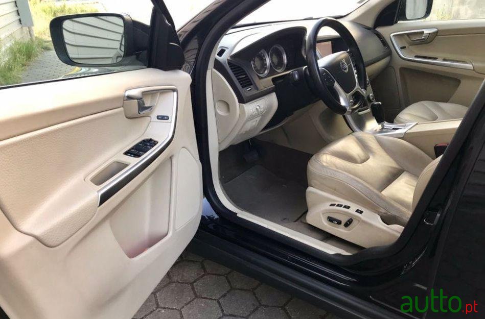 2010' Volvo Xc-60 Nacional photo #2