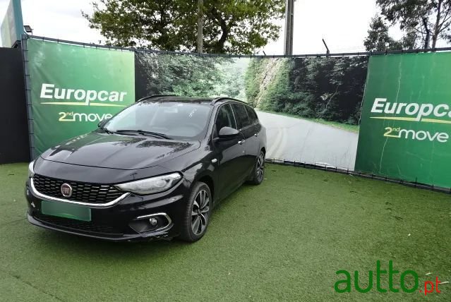 2018' Fiat Tipo Station Wagon photo #1