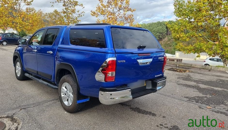 2018' Toyota Hilux photo #6