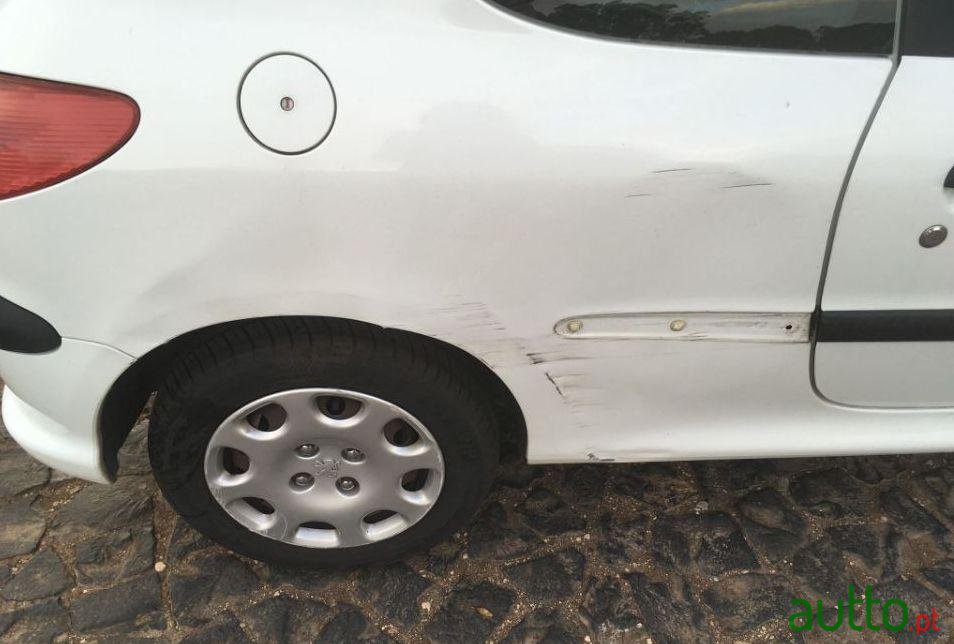 2003' Peugeot 206 1.4 Hdi photo #3