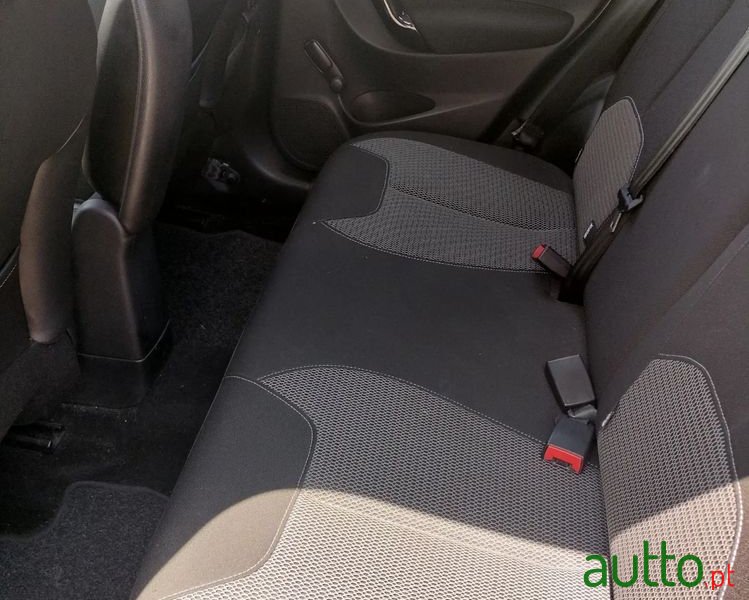 2013' Citroen C3 photo #5