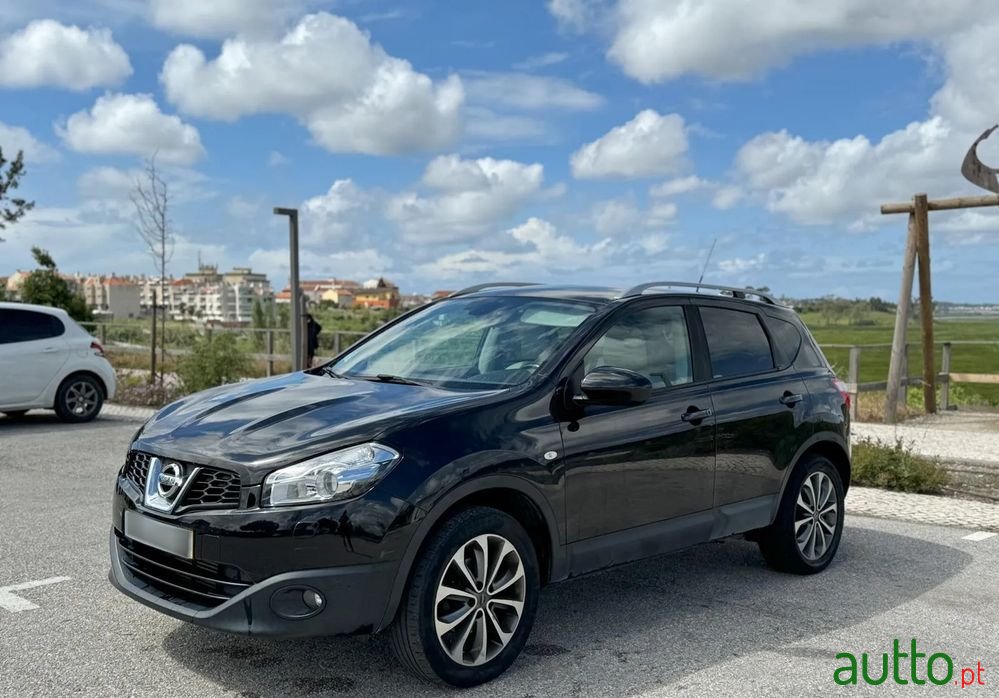 2011' Nissan Qashqai photo #1