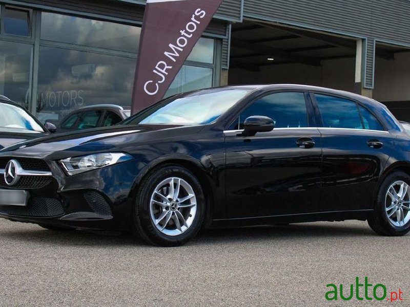 2020' Mercedes-Benz Classe A D Style photo #2