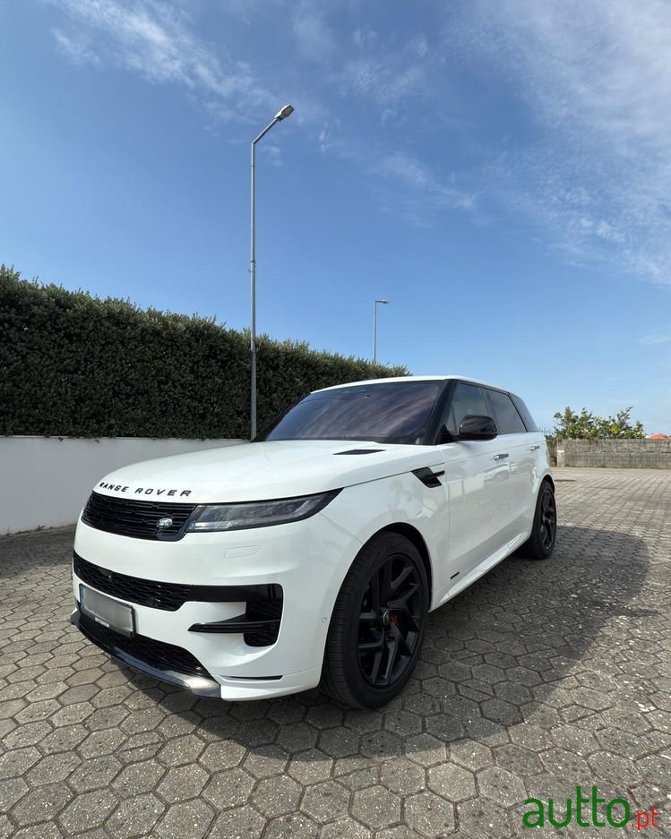 2023' Land Rover Range Rover Sport photo #4