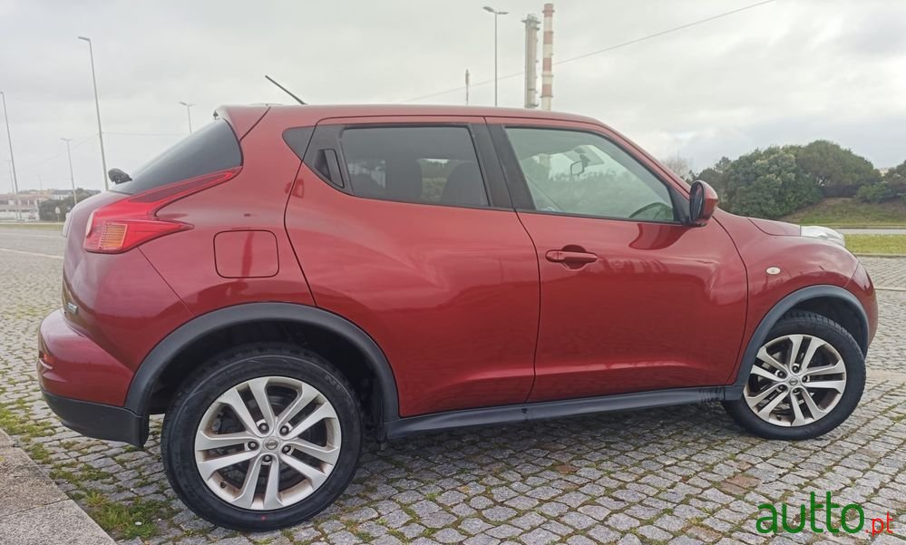 2011' Nissan Juke photo #2