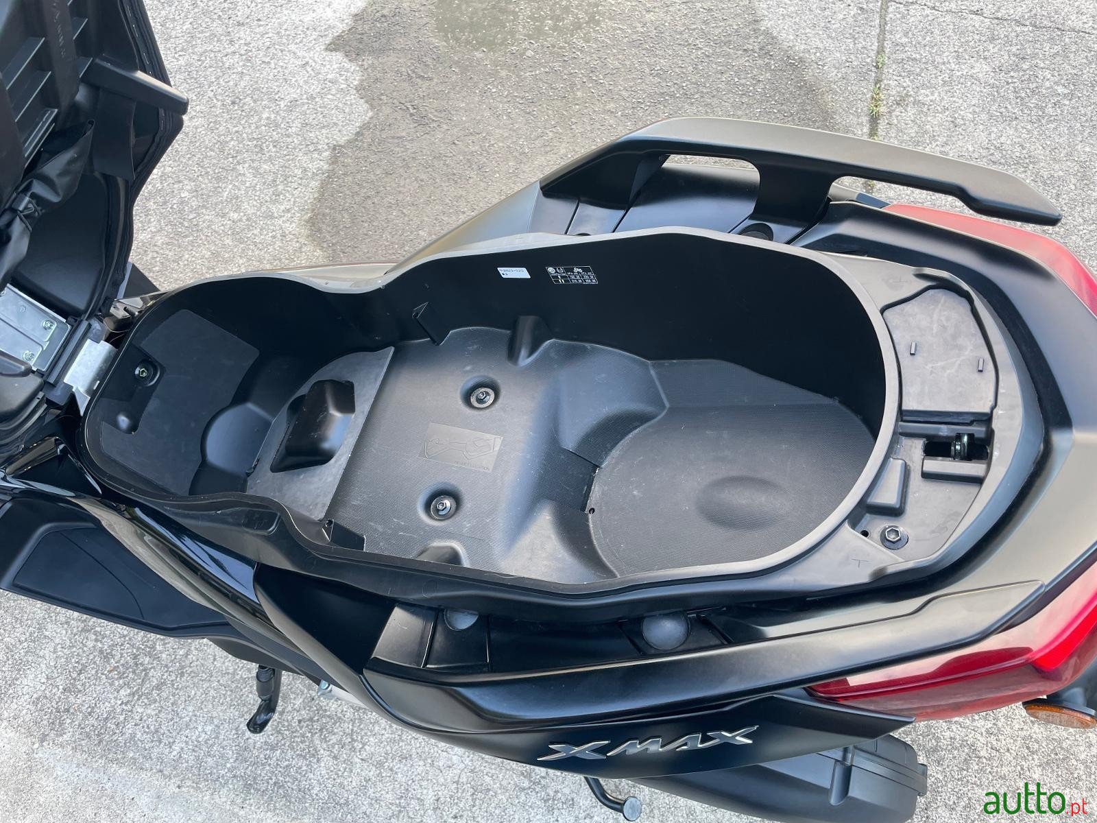 2024' Yamaha X-Max 125 photo #4