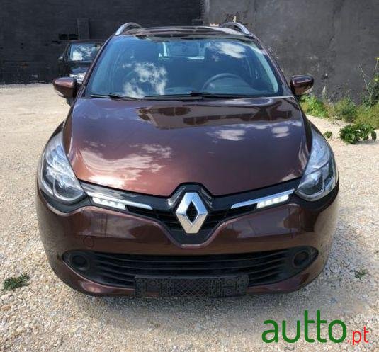 2015' Renault Clio Break photo #3