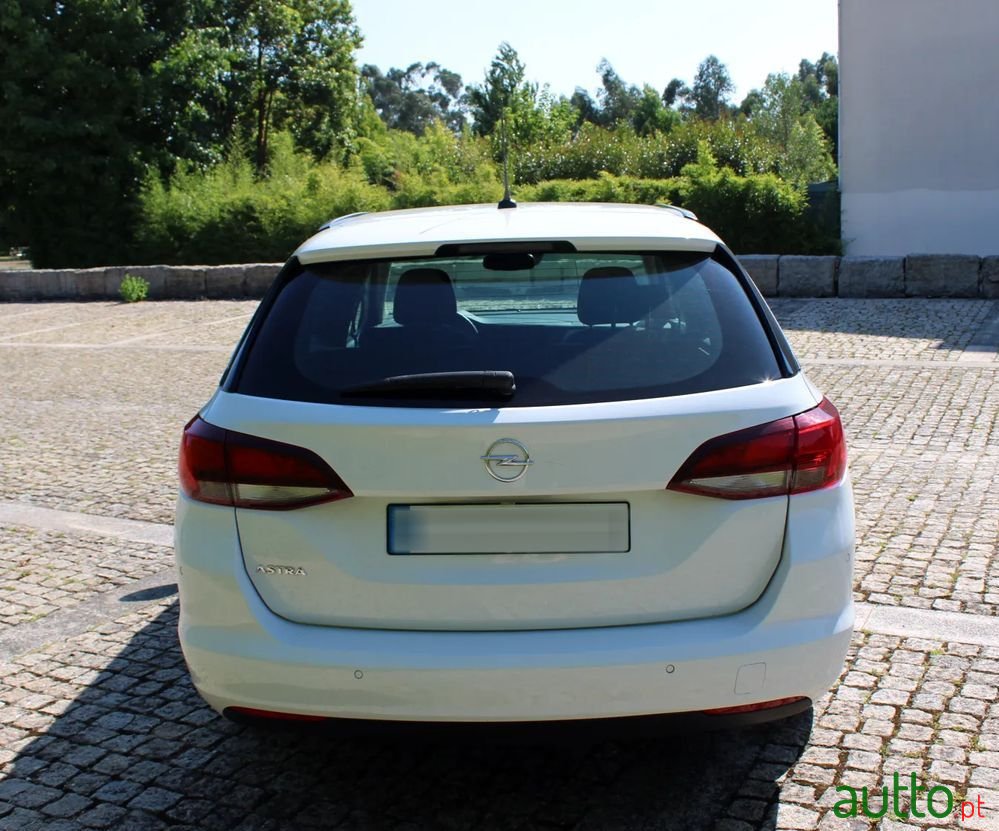 2020' Opel Astra Sports Tourer photo #6