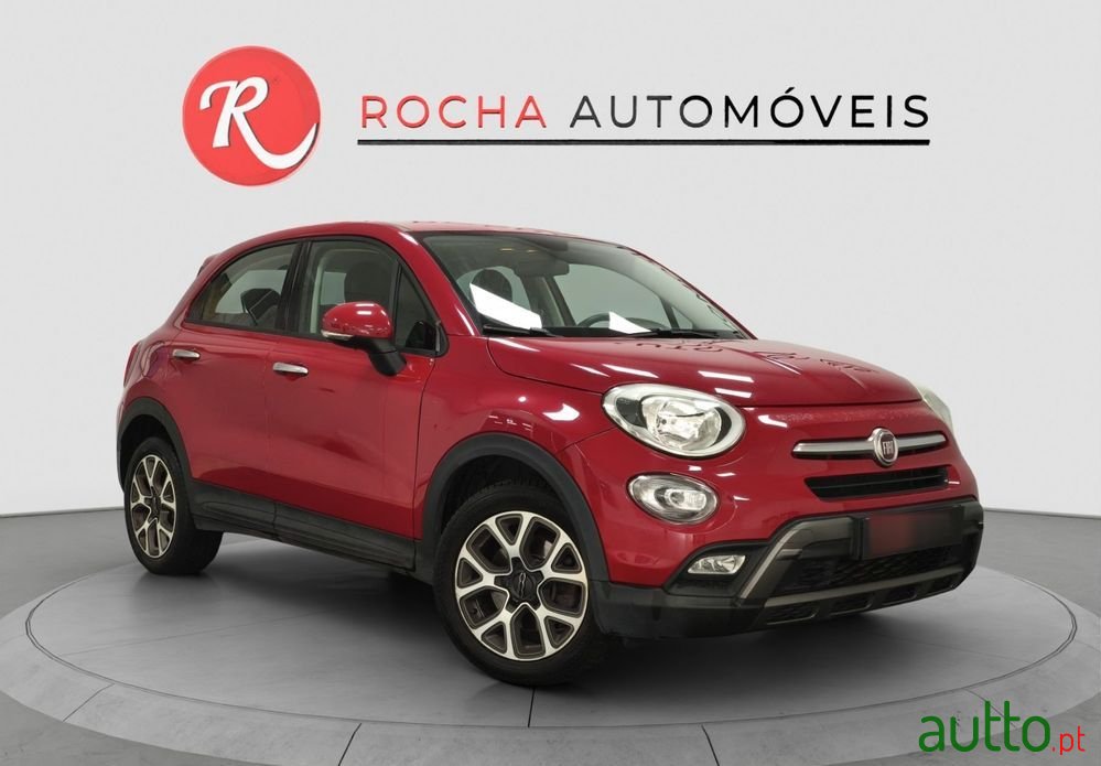 2017' Fiat 500X photo #2