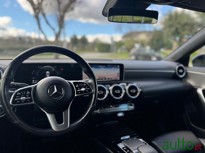 2019' Mercedes-Benz Classe Cla photo #5