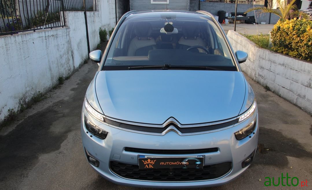 2014' Citroen C4 Grand Picasso photo #2