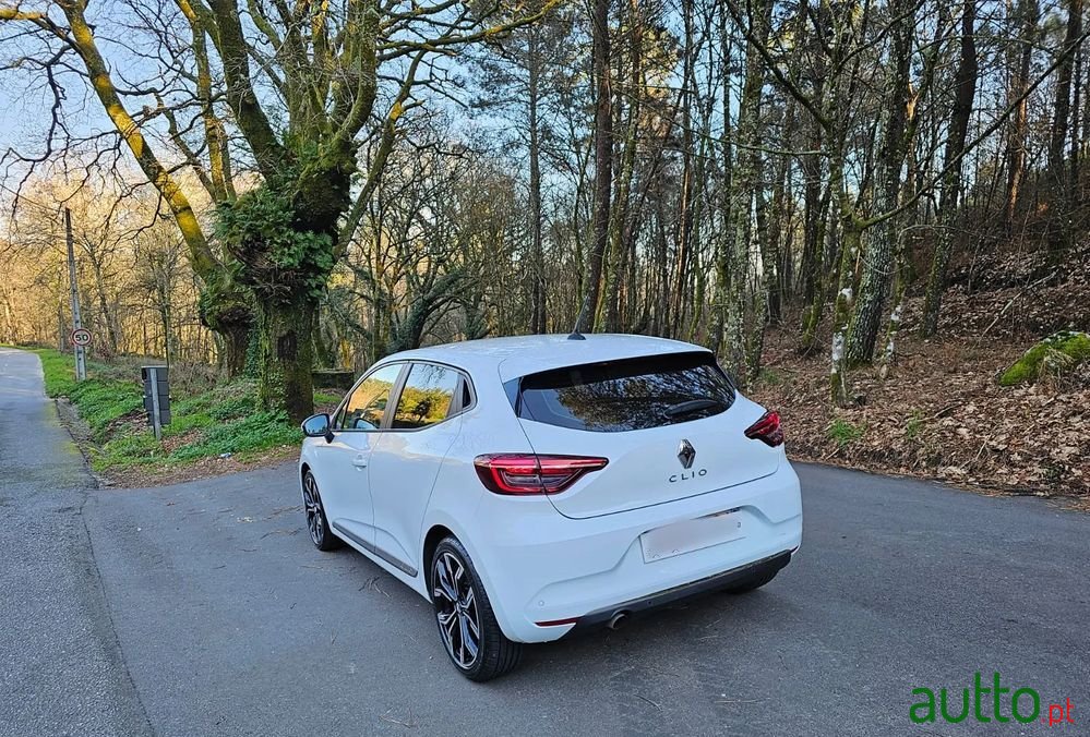 2022' Renault Clio photo #6