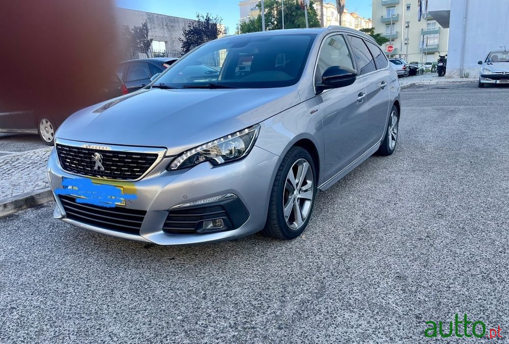 2020' Peugeot 308 photo #5