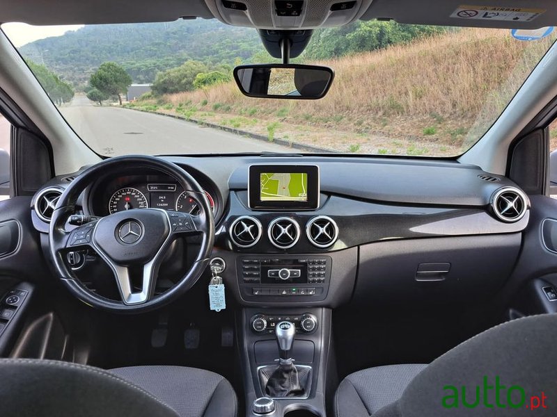 2015' Mercedes-Benz Classe B Cdi Style photo #3