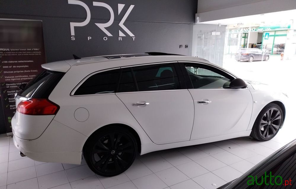 2013' Opel Insignia Sports Tourer photo #5