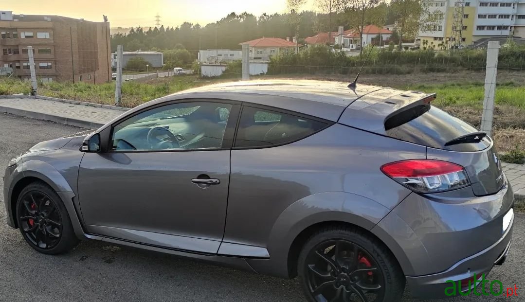 2014' Renault Megane photo #5