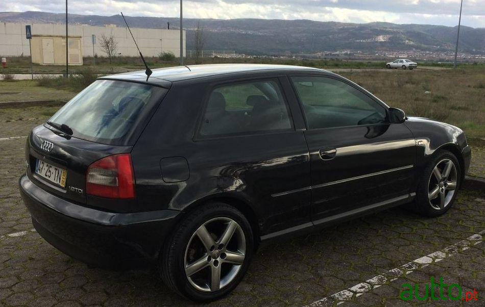 2002' Audi A3 photo #2