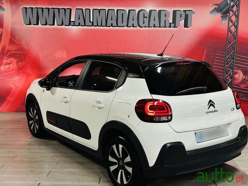 2021' Citroen C3 1.2 Puretech Shine photo #4