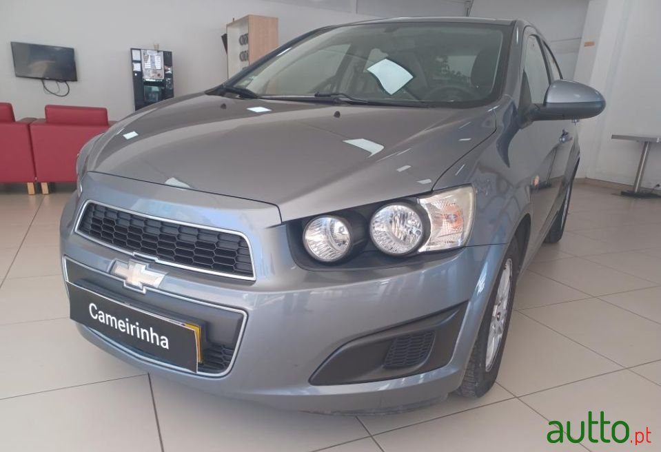 2013' Chevrolet Aveo photo #1