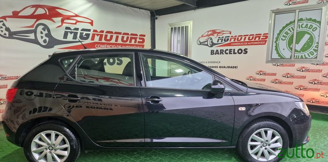 2014' SEAT Ibiza photo #3