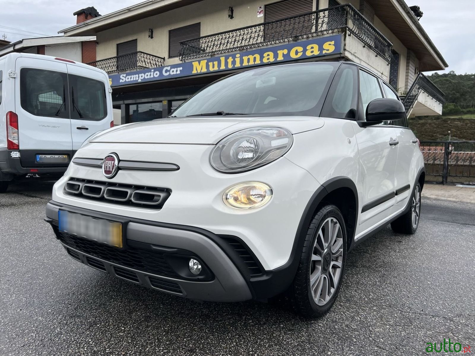 2019' Fiat 500L photo #4