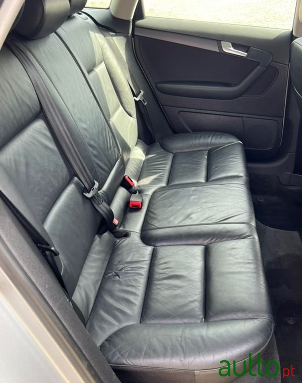 2011' Audi A3 Sportback photo #6