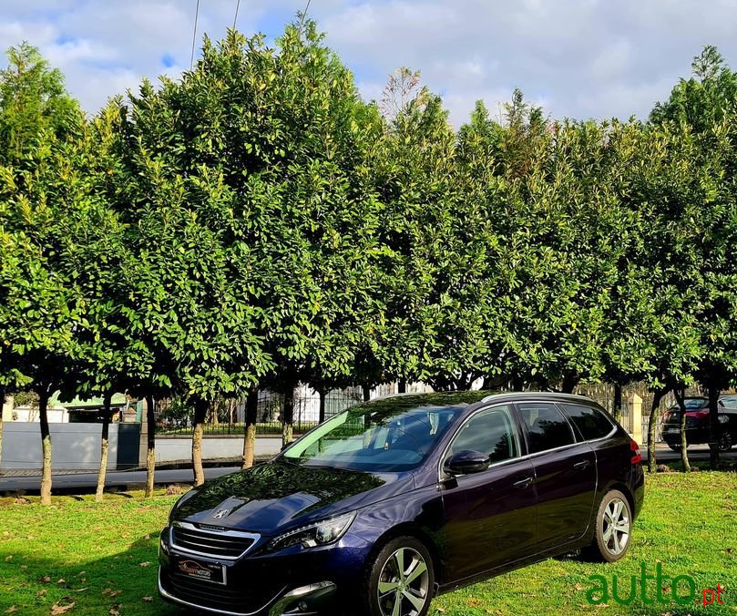 2015' Peugeot 308 Sw photo #5