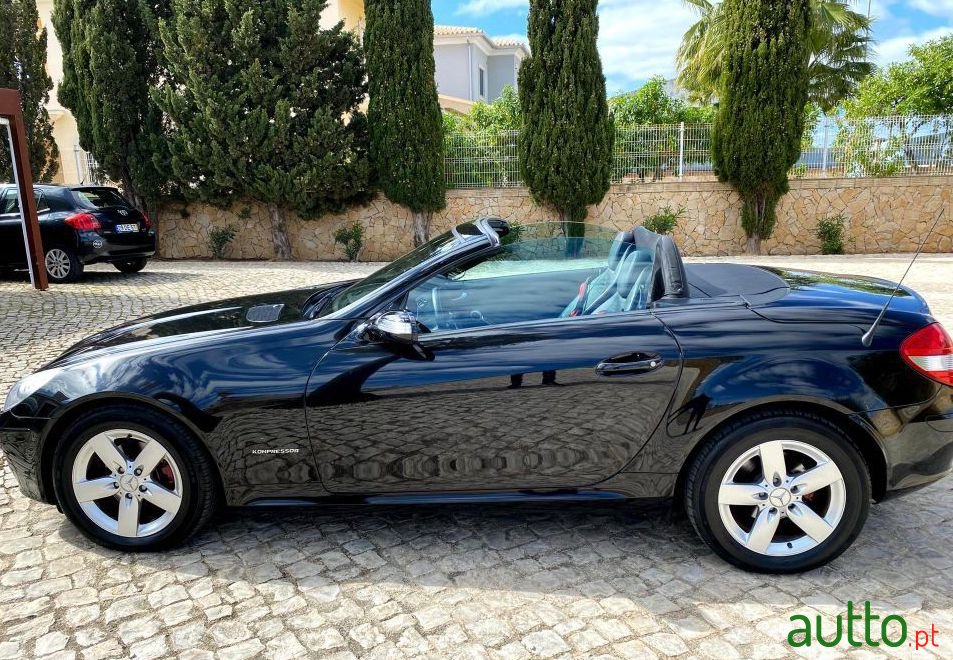 2007' Mercedes-Benz 200 photo #2