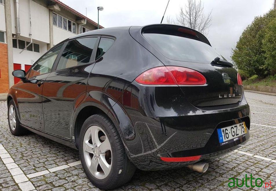 2008' SEAT Leon 1.9Tdi 105Cv Ecomotive photo #2