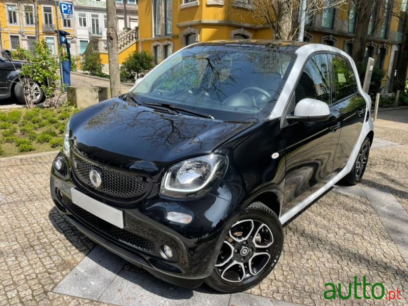 2018' Smart Forfour photo #1