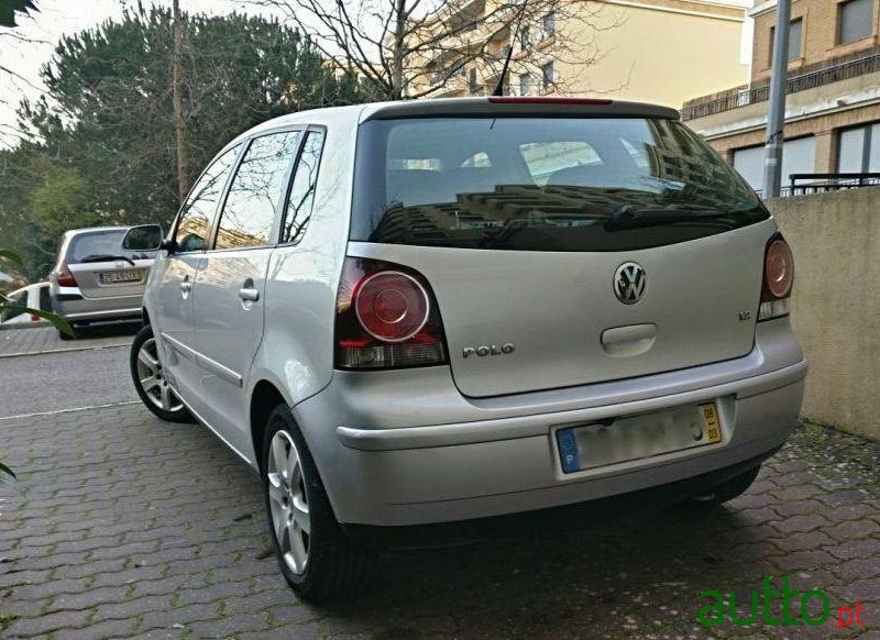 2008' Volkswagen Polo photo #3