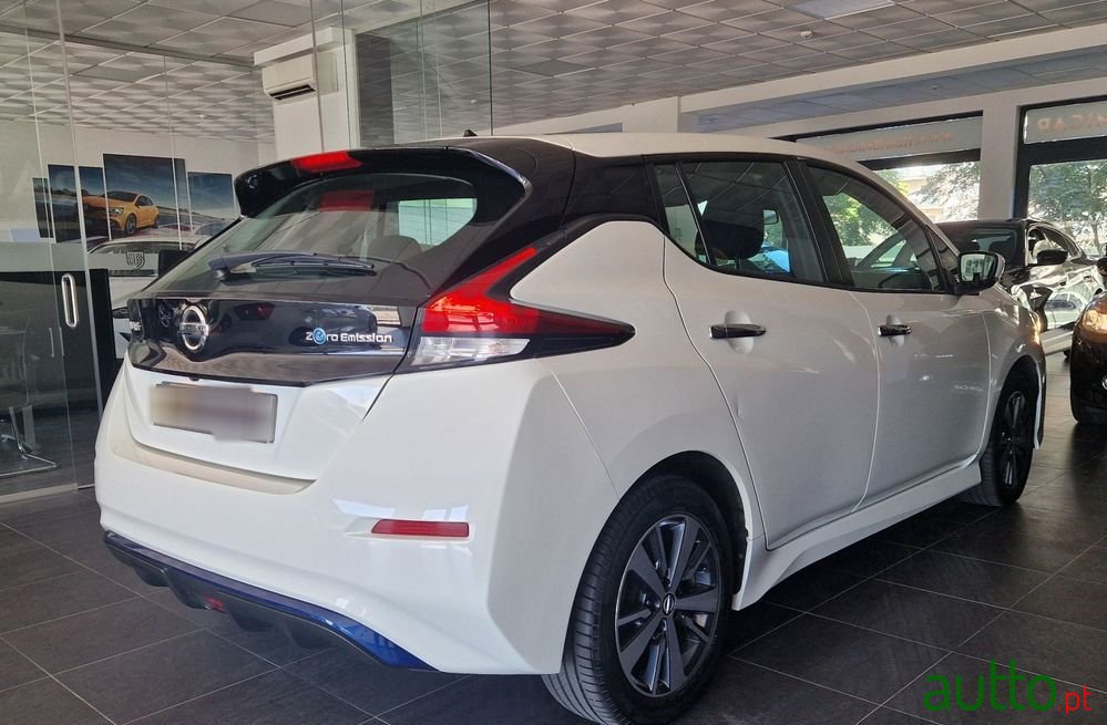 2021' Nissan Leaf Acenta photo #6