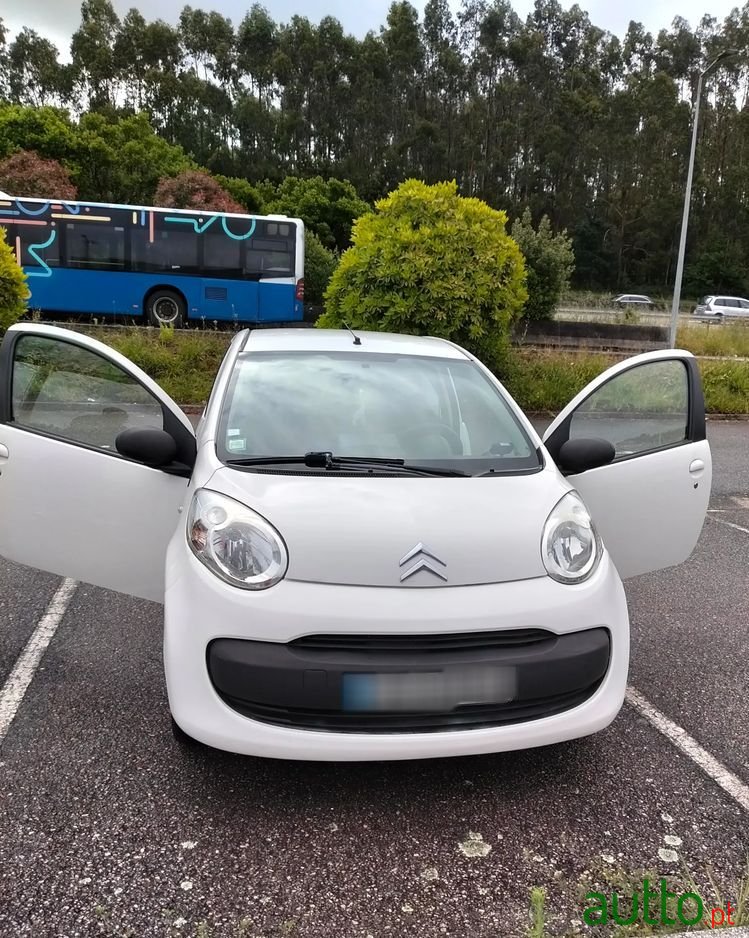 2008' Citroen C1 1.0 Advance photo #2