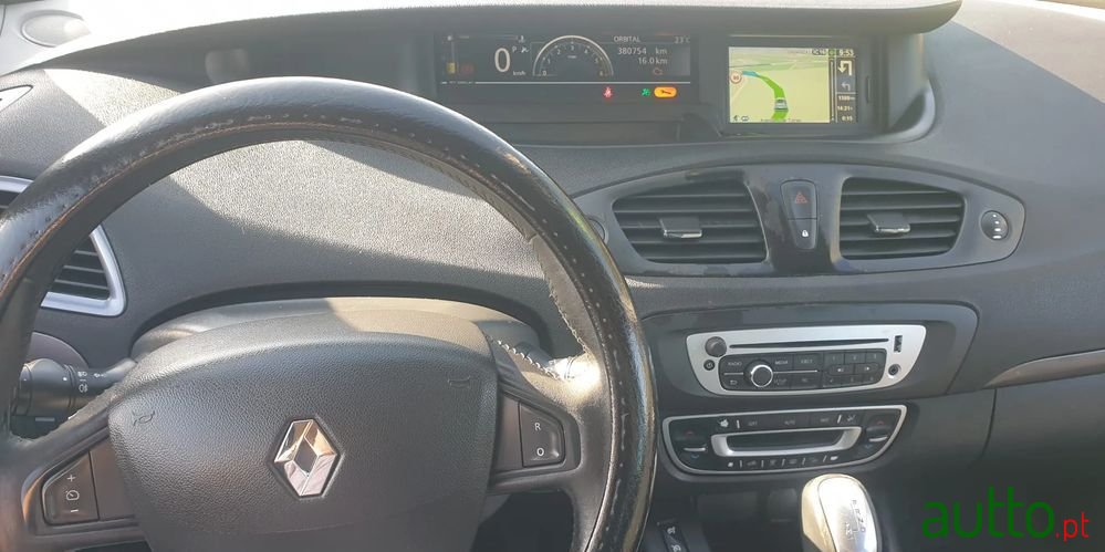 2016' Renault Grand Scenic photo #4