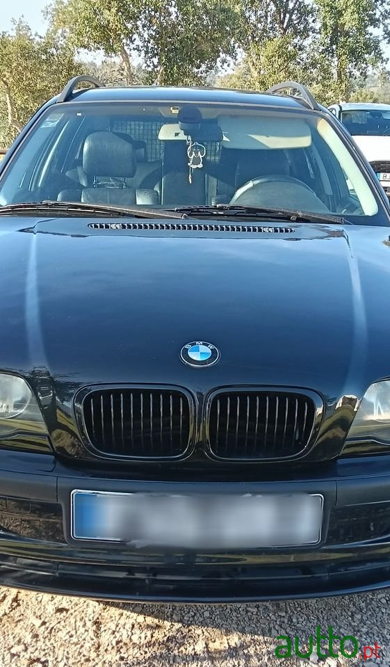 2001' BMW Série 3 D Touring photo #3
