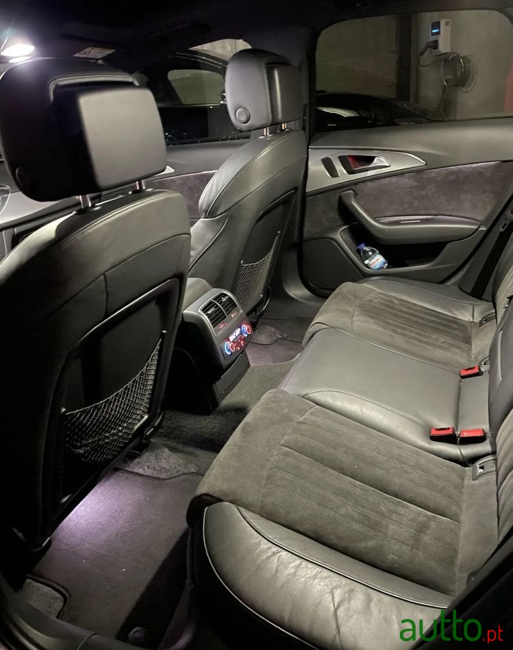 2015' Audi A6 Avant photo #6