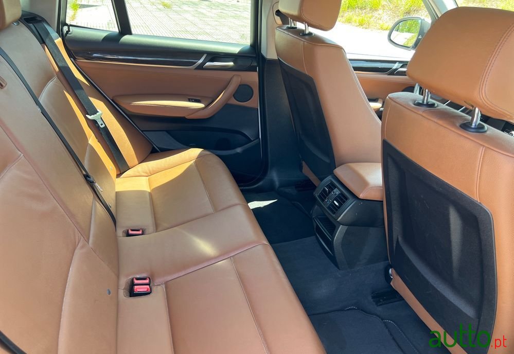 2016' BMW X3 20 D Xdrive photo #5