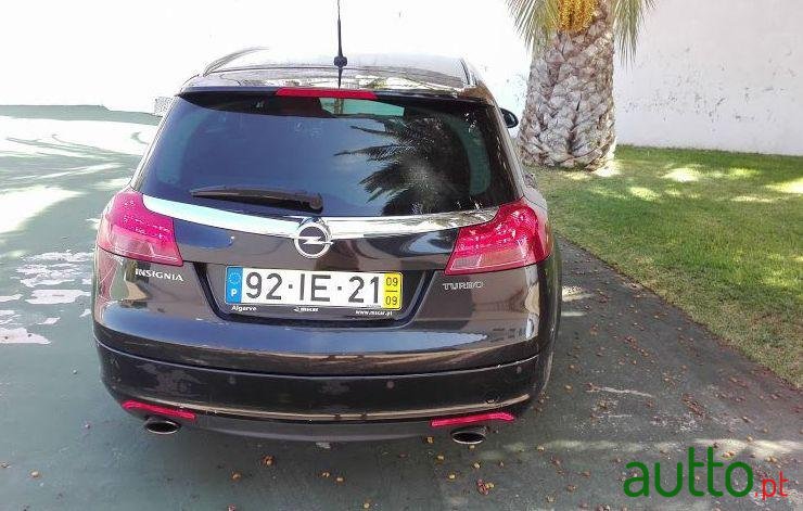 2009' Opel Insignia Sports Tourer photo #3