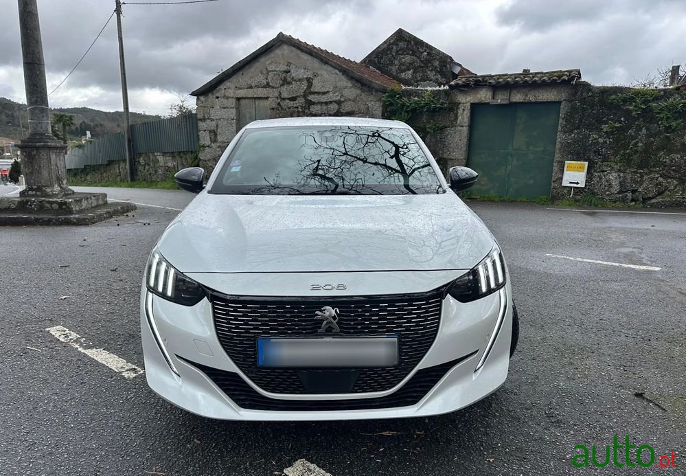2020' Peugeot 208 photo #4