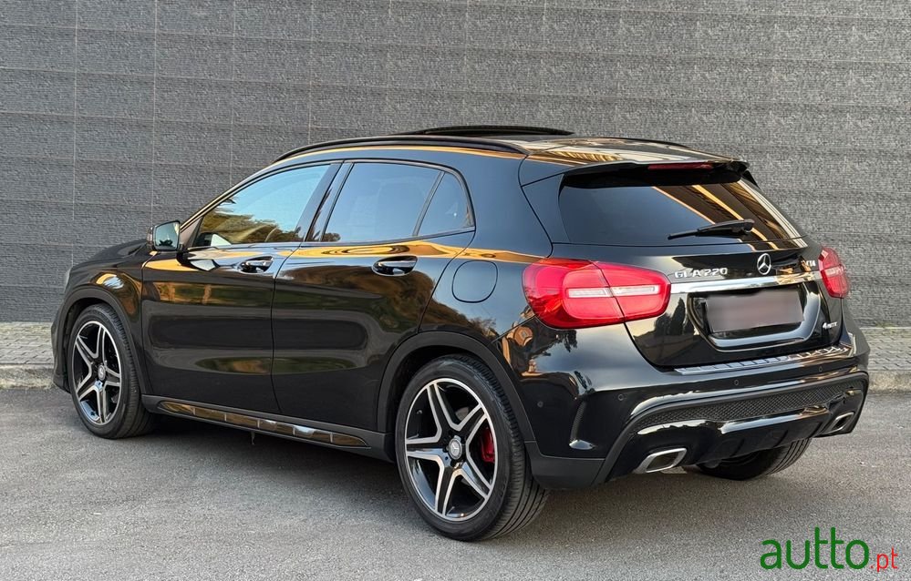 2014' Mercedes-Benz Classe Gla photo #5