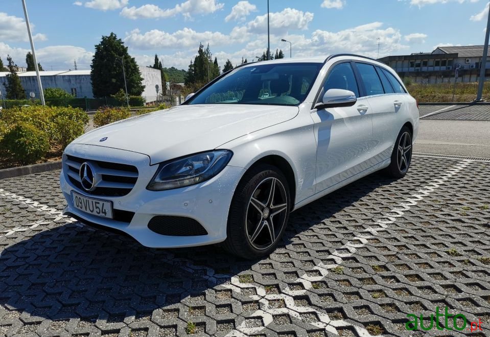 2014' Mercedes-Benz C-220 photo #1