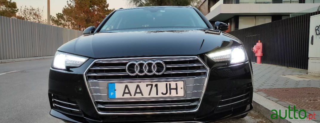 2016' Audi A4 Avant photo #1