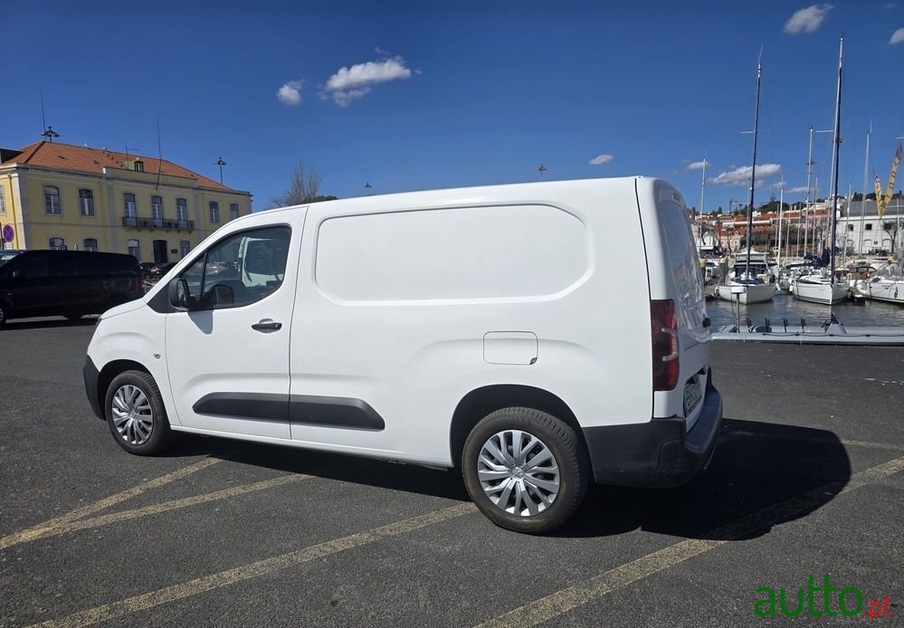 2019' Peugeot Partner photo #3